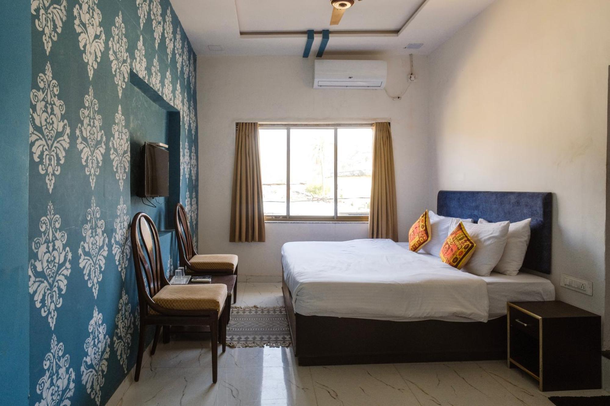Rudraksha Inn Mount Abu Buitenkant foto