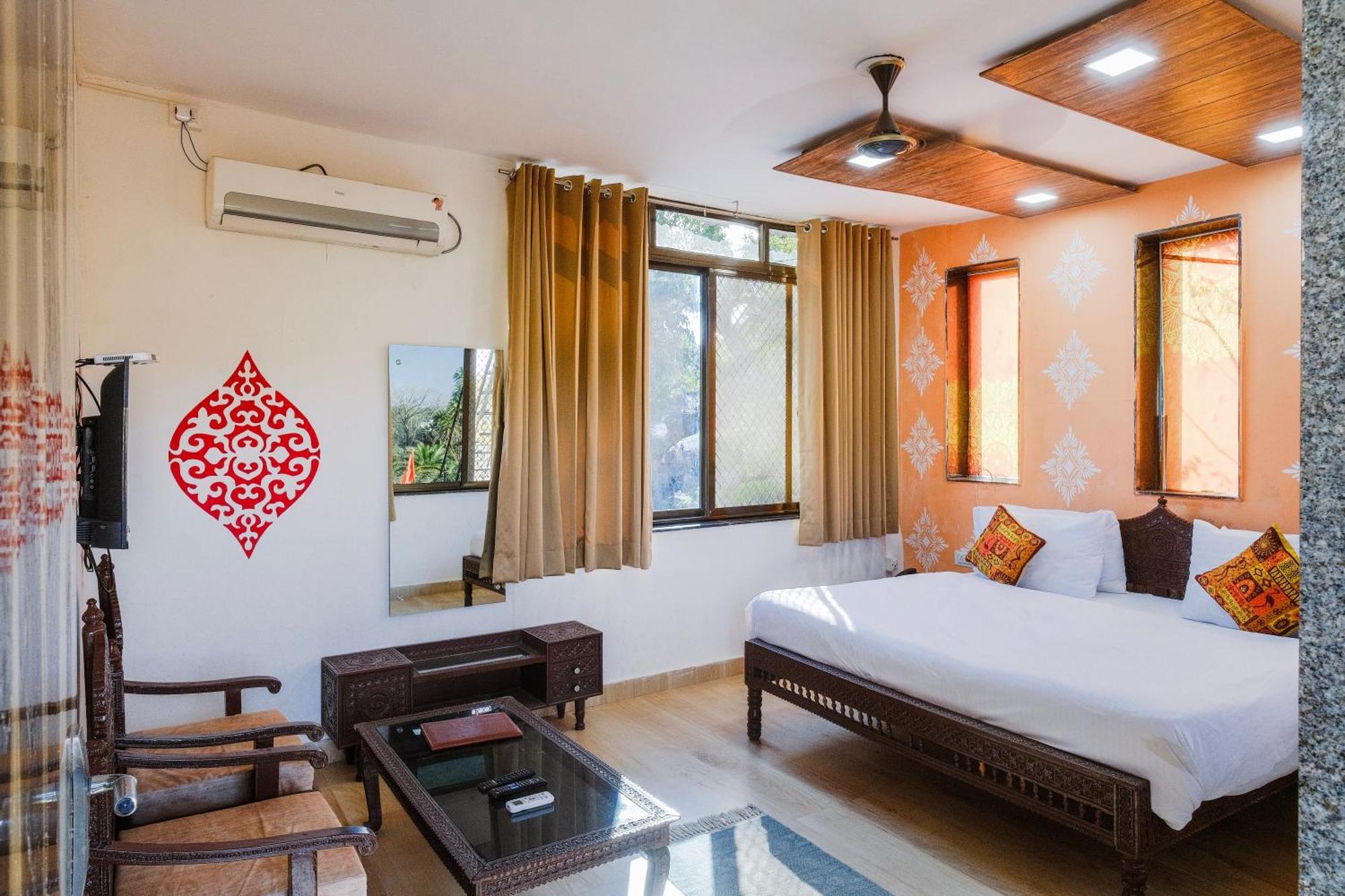 Rudraksha Inn Mount Abu Buitenkant foto