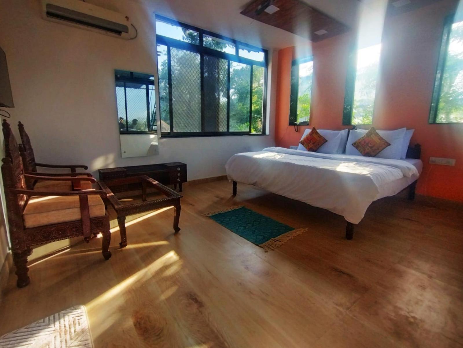 Rudraksha Inn Mount Abu Buitenkant foto